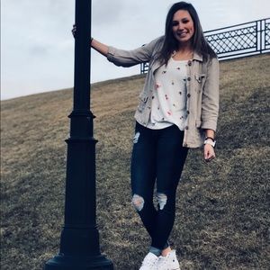 Meet your Posher, Madi